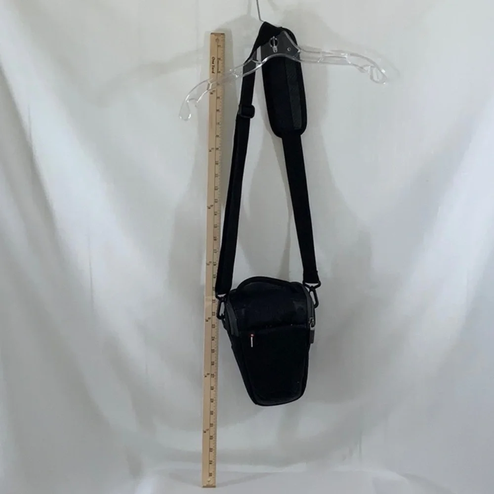 819 Manfrotto Holster Camera Case
